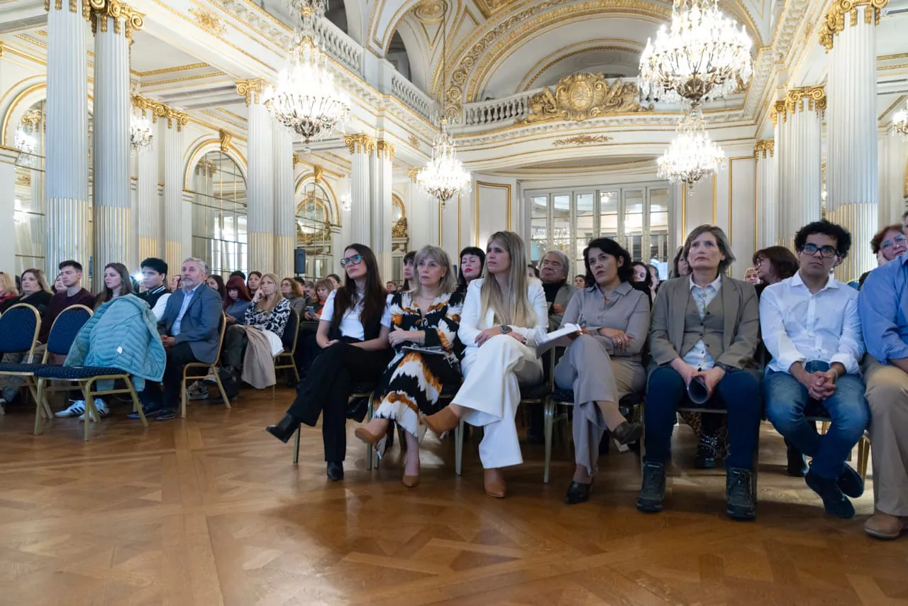 WhatsApp Image 2025-10-07 at 16.22.37 (1)