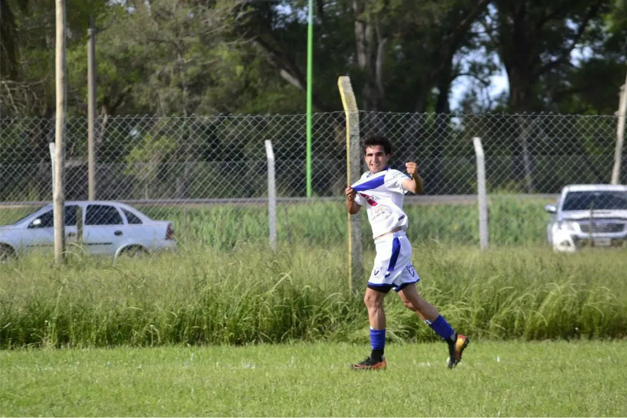 c3cd5ef2-1bdd-411f-b01b-7b8a44a67644(1)