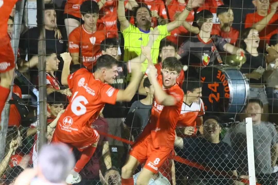 Felicidades Campeón🏆Central Larroque se consagró campeón del Torneo Clausura Luis María Cabeza. (5)