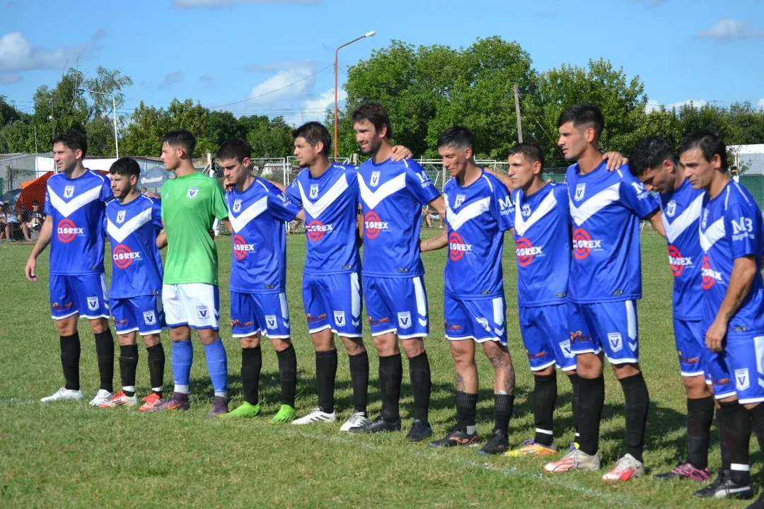 '¡EMPATE AGÓNICO EN EL SANTÁNGELO!Un resultado que mantiene a Sportivo en la cima.Por una desinteligencia de Sportivo Lque. Sporting se ponía en ventaja con gol de Gerónimo Pereyra de tiro libre, finalizando el p