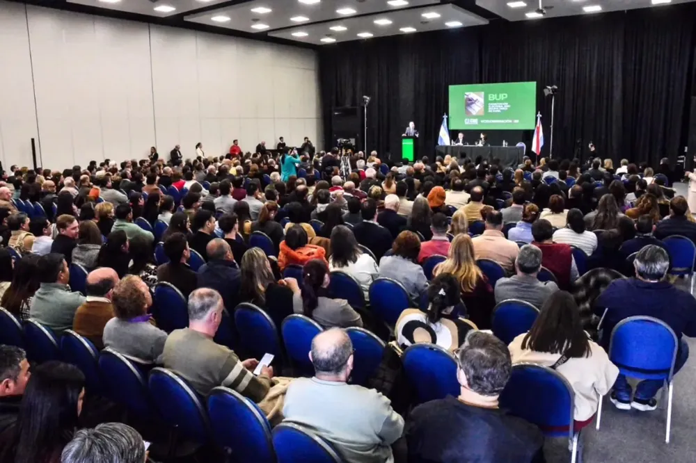 545152036_1202411005264356_420677855913113517_n