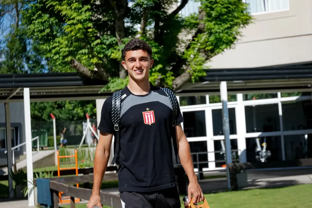 estudiantes-central-cordoba-salida-benedettijpg