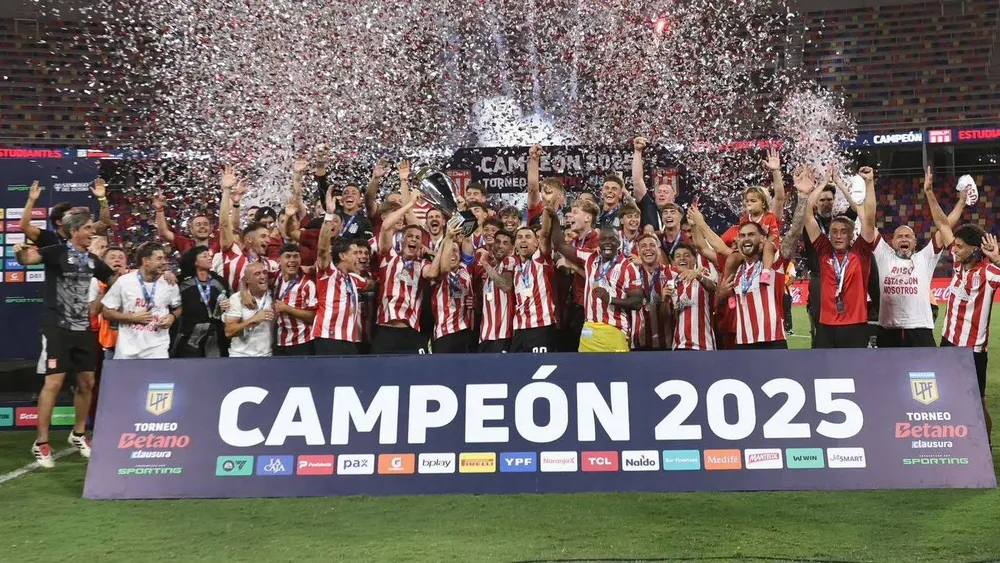 estudiantes-campeon-2025-jpg.