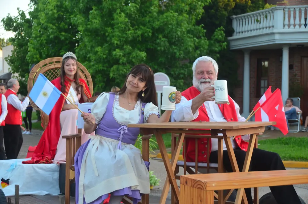 576756442_10240045680908976_6788847756821326321_n