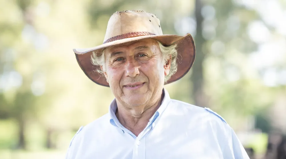 Luis-Barcos-2-1-scaled