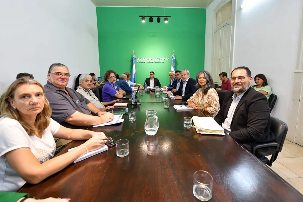 2025_02_18-trabajo-paritarias_docentes