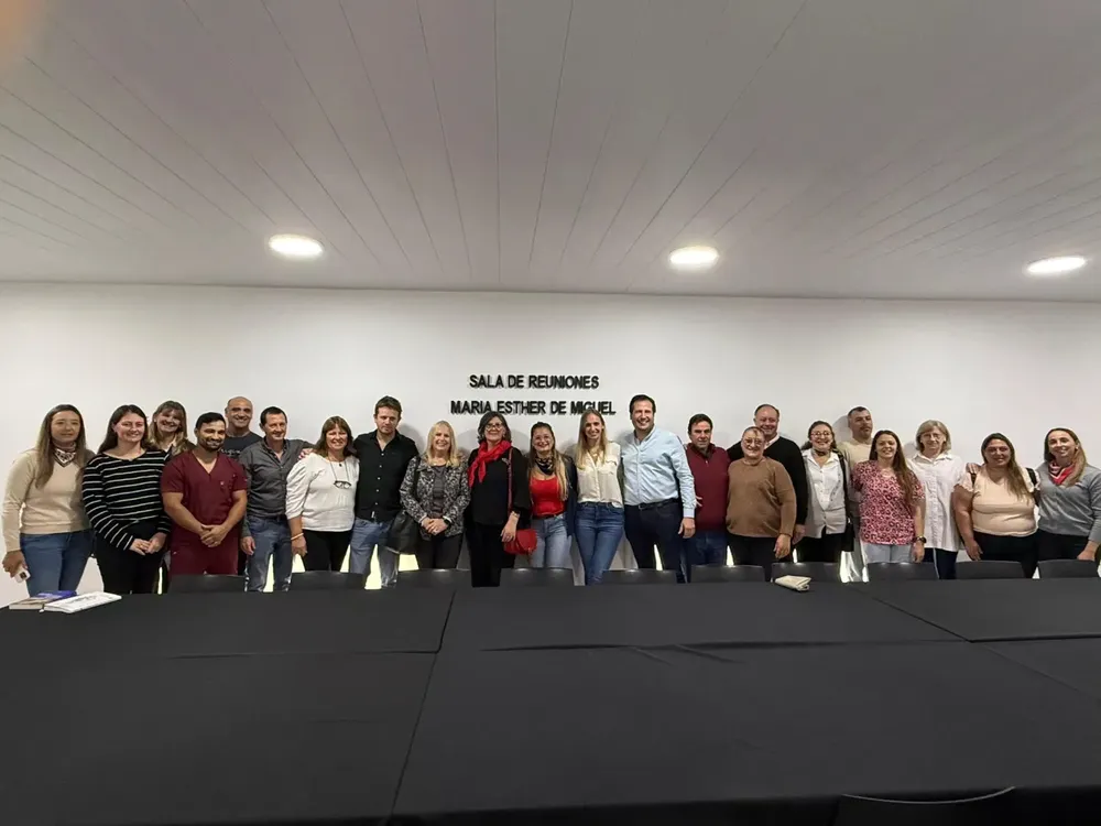 497867184_1111138141058310_9004893197624554334_n - copia