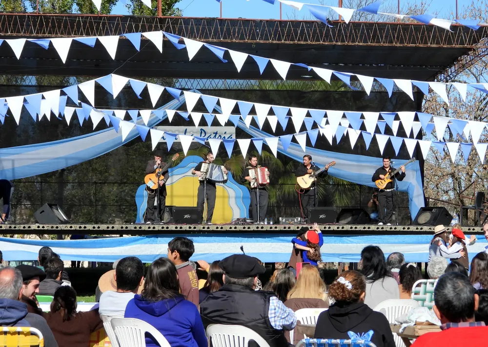 350299937_212995181062294_6062178523850852071_n