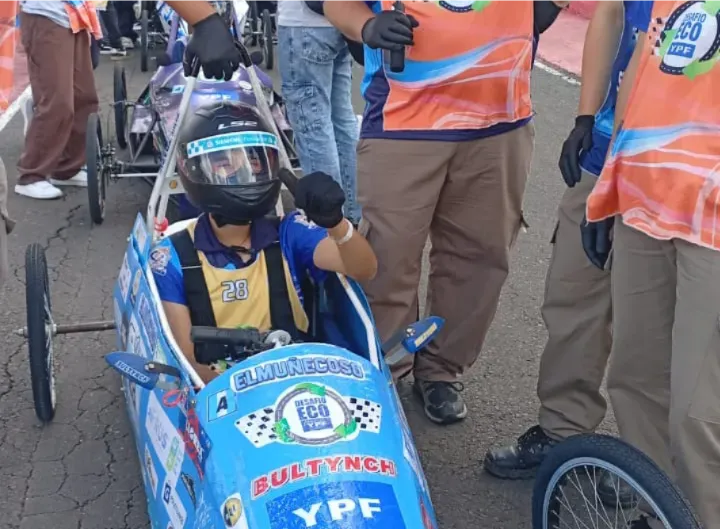 WhatsApp Image 2025-11-08 at 18.35